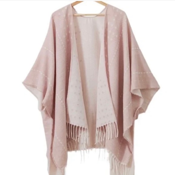 Gentle Fawn Sweaters - NWT Gentle Fawn Kimono
